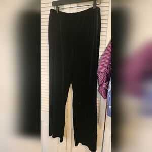 Chico's Black Wide-Leg Velvet Pull-On Pants